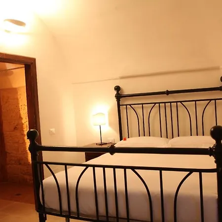 Masseria Boezio Ostuni Mare Bed & Breakfast