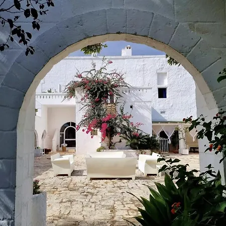 Bed & Breakfast Masseria Boezio Ostuni Mare 3*